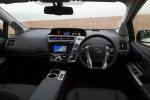 Toyota Prius + 2015 года (UK)